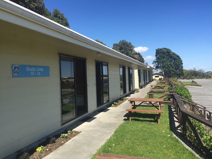 10 Best Airbnb Vacation Rentals In Greymouth, New Zealand Updated