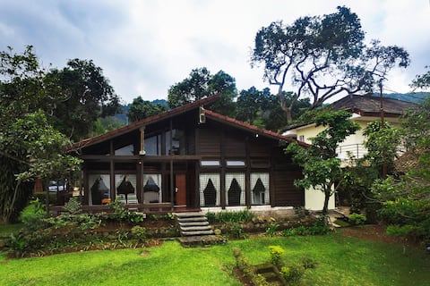 Warm in Winter Villa Puncak - YouTube BBQ Garden