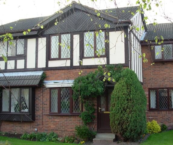 Airbnb Lytham Vacation Rentals Places To Stay England