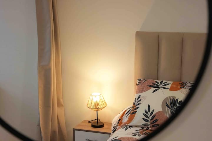 غرفة النوم 2