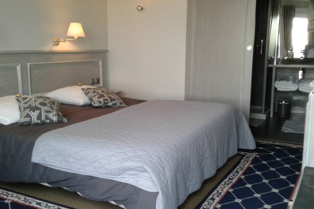 Lit king size 180*200