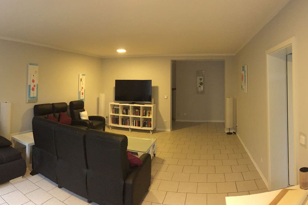 Wohnzimmer mit Blick auf Flur