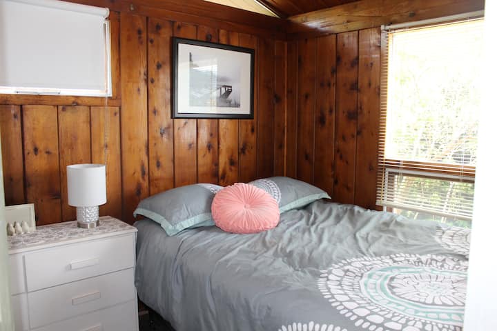 חדר עם קווין