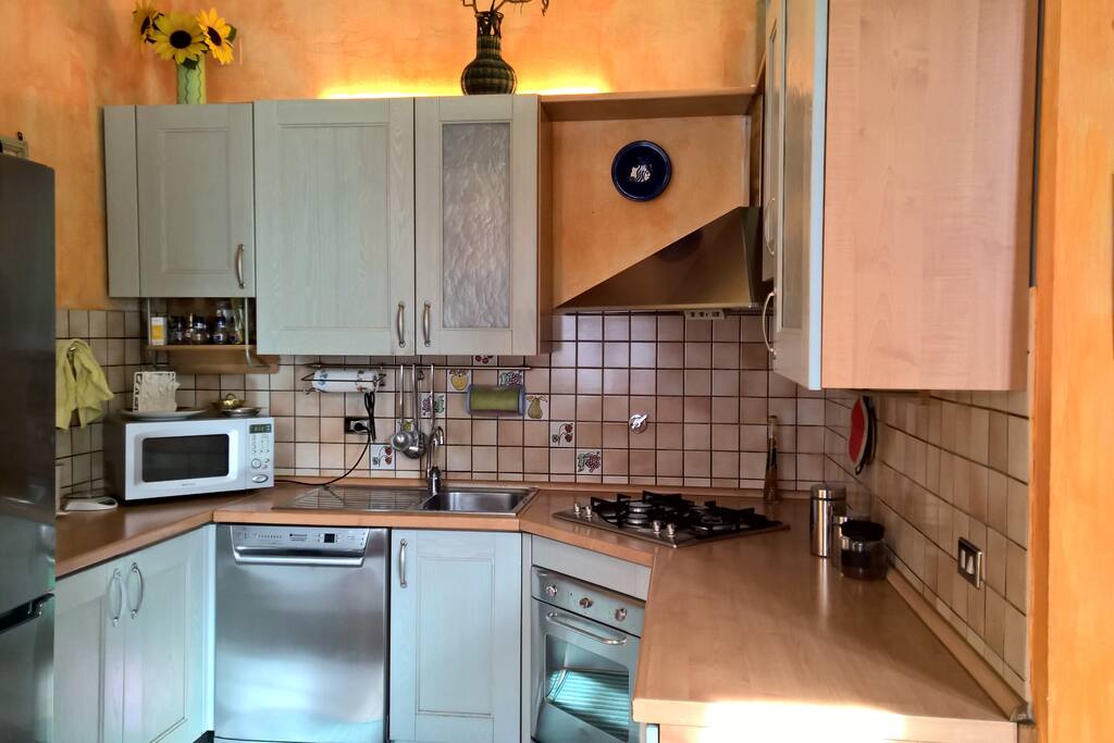 Kitchen corner
Angolo cottura