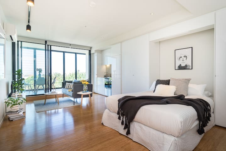 Ocean View Apartment!