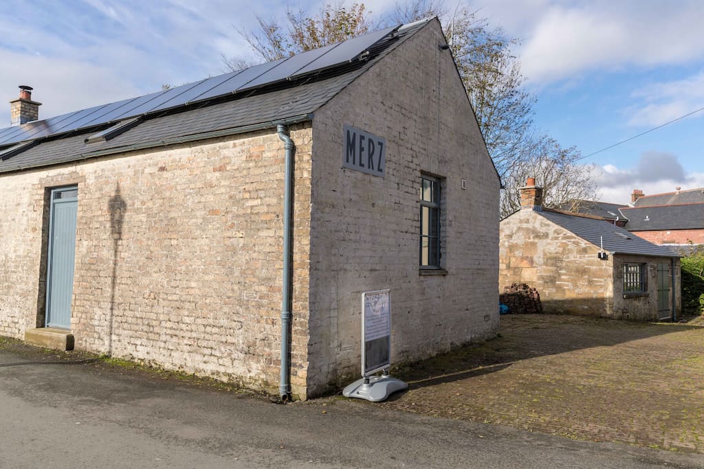 MERZ Gallery