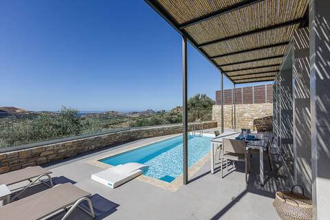Aphrodite 2-New 1 bedroom villa near many beaches