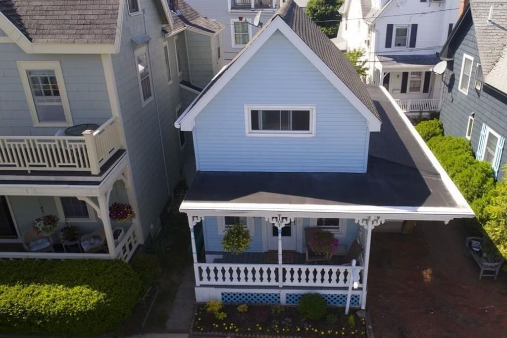 107 Bay View Ave