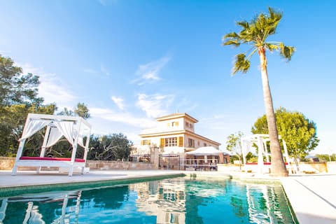 Villa Dinastia Luxury Resort