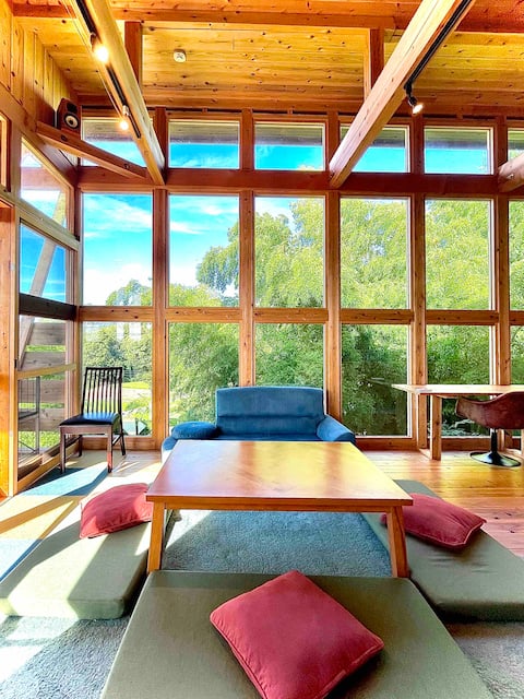 Slow-life farm nights.Only one group per day.A relaxing trip surrounded by nature.Free for up to 4 c