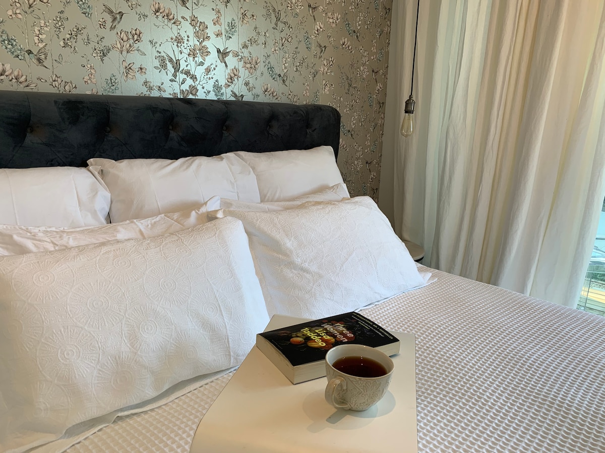 Луксозно спално бельо на четирите супер суперголеми двойни легла