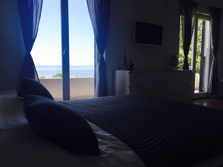 Seaview from the bed