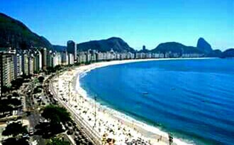 02 QUARTO/30m PRAIA/ 12°Andar/VISTA CRISTO “LINDO” gallery image 2