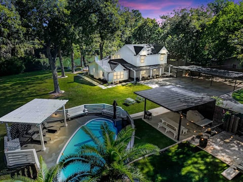 Driftwood River House