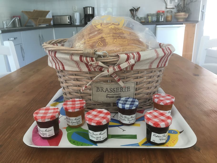 Panier bienvenue petit-déjeuner