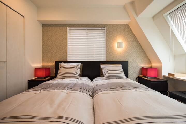 Cozy Apt for 6 [Nishishinbashi IT1_Type D] gallery image 2