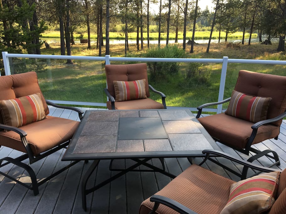 Deck Overlooking Deschutes River