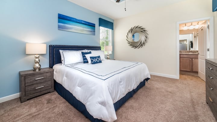 Მთავარი საძინებელი დაბლა 