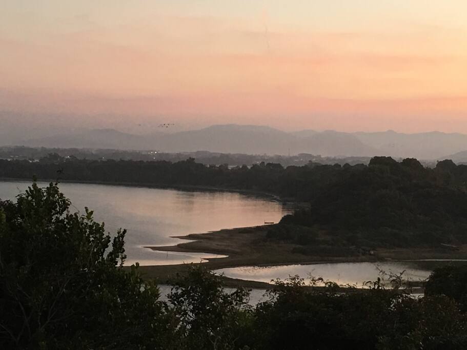 O entardecer é pura magia ✨
