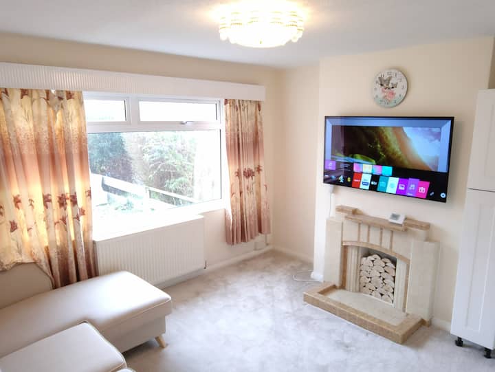 Katie 3bed1bath1living 1kitchendining Home+parking - Oxford, Reino Unido