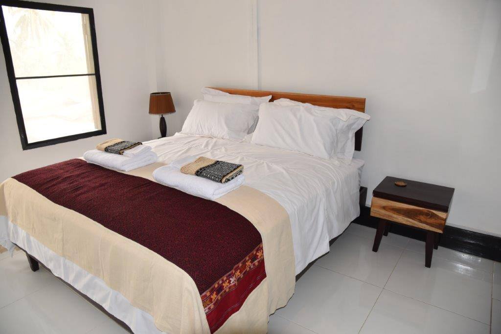 Super King bed with Egyptian cotton linens