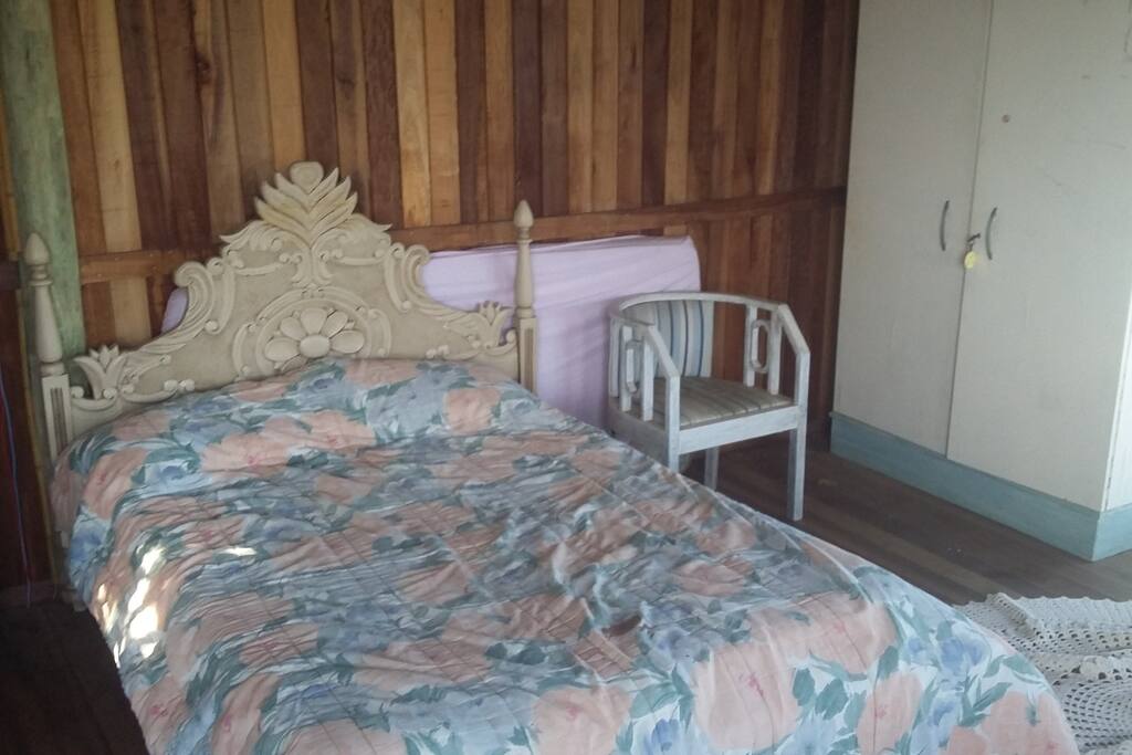 quarto casal