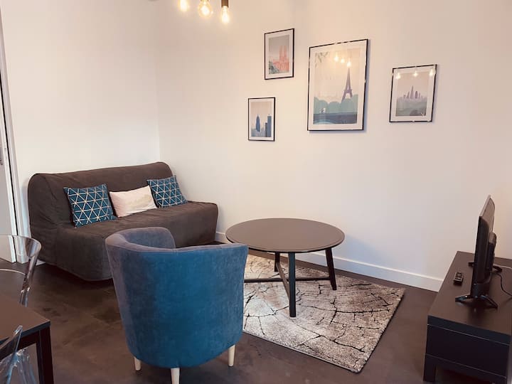 T2 De 40m² Calme Et Cosy Avec Accès Salle De Sport - Laval, France