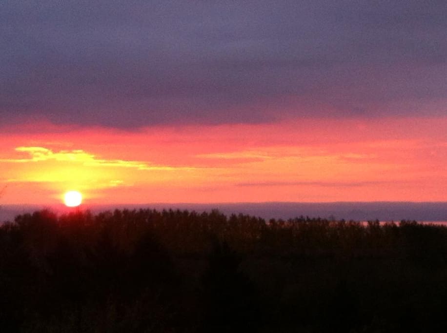 La vue et les couchers de soleil, des plaisirs tous les jours renouvelés