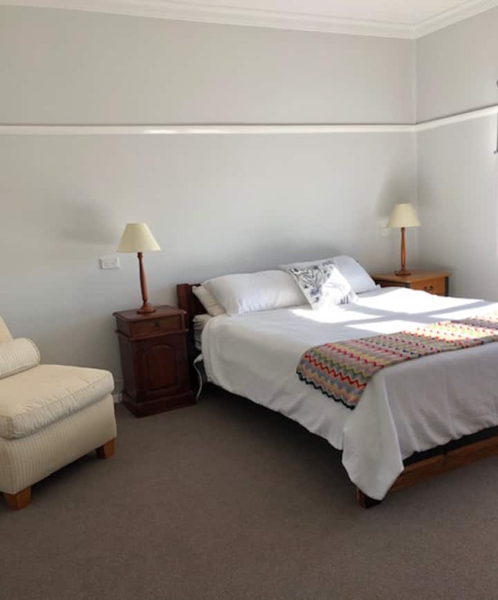 Top 10 Airbnb Vacation Rentals In Crookwell, Australia Updated 2024