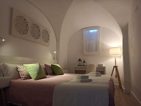Successful Airbnb property: Marem Cáceres Tourist Apartment in Extremadura
