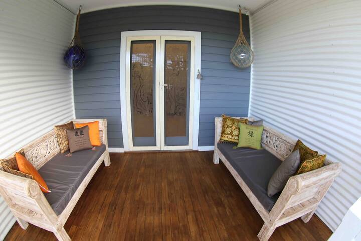 The Beach Getaway gallery image 2