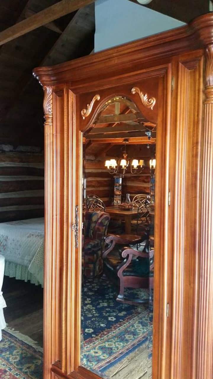 Historic oneroom log cabin Cabins for Rent in Mancelona, Michigan