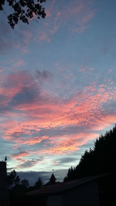 Couché de soleil sur le domaine.