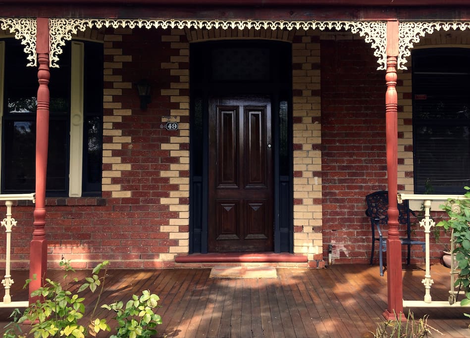 Victorian, double brick. Heritage protected.