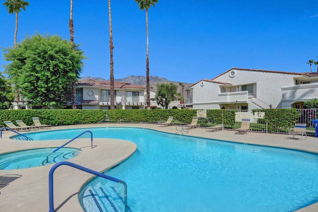 This quiet end-unit rental is close to the shared pool and spa.