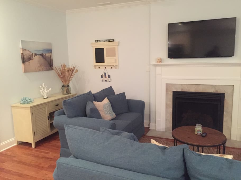 Open floor plan Great place for entertainment. Games