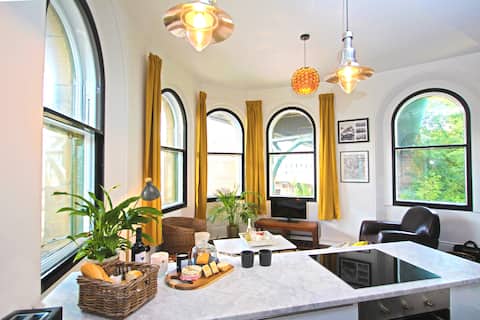 Central Quayside Apartment