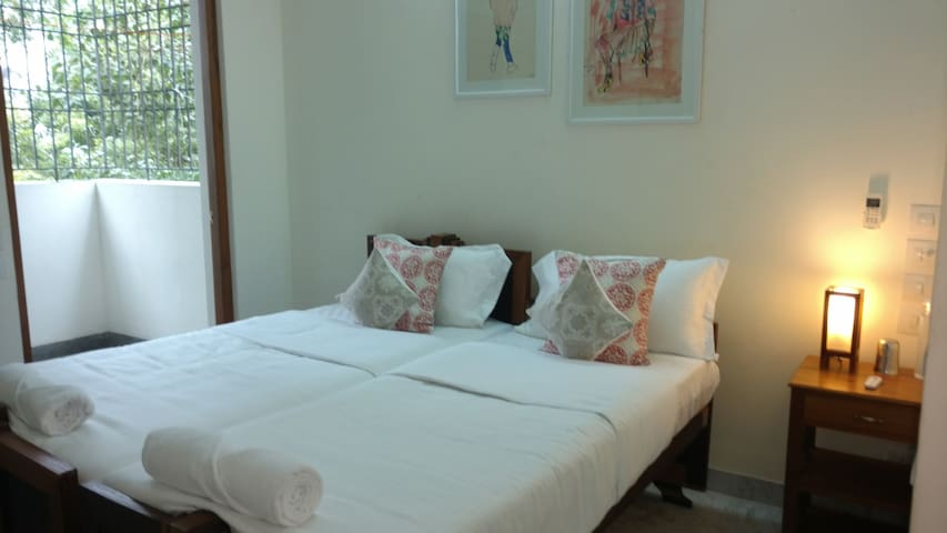 Rayons du Soleil Room #Zinnia