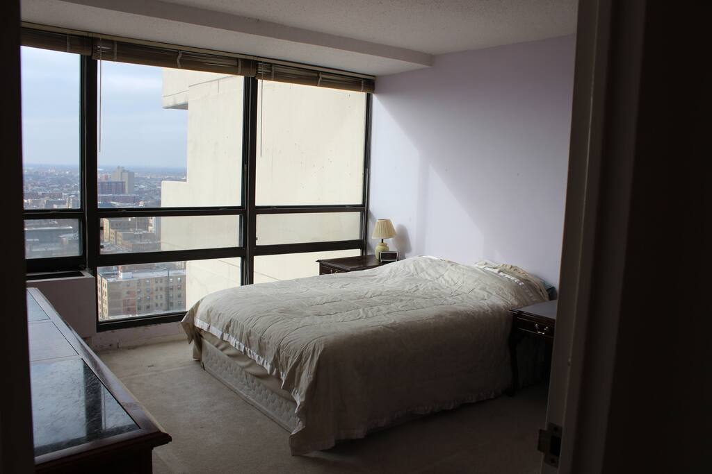 Double bed. Private room. Great western views of the city.