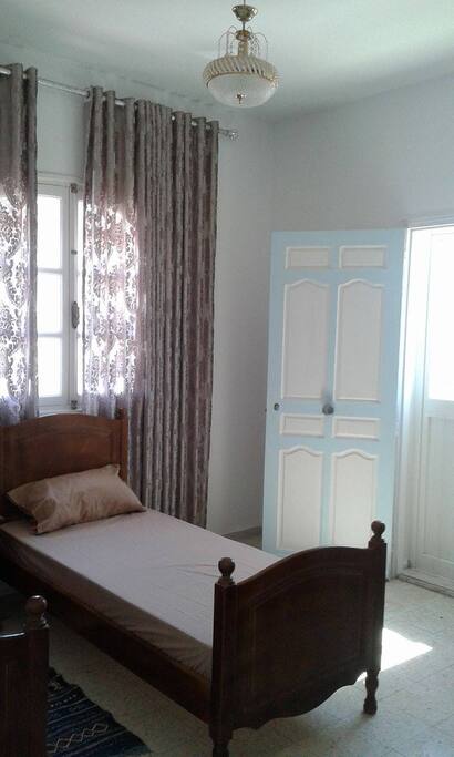 bedroom2