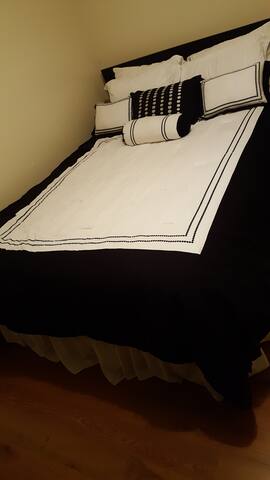 Looking for cozy here is it is look no further