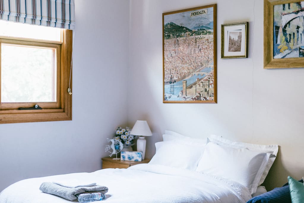Private bedrooms with all creature comforts, Wi-Fi, quality bed linen, library.