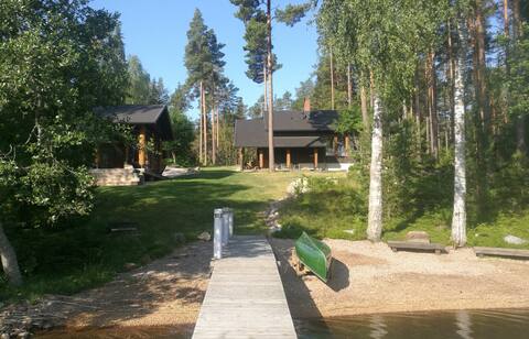 Villa Tammio-Luxury with private beach/Hot tub