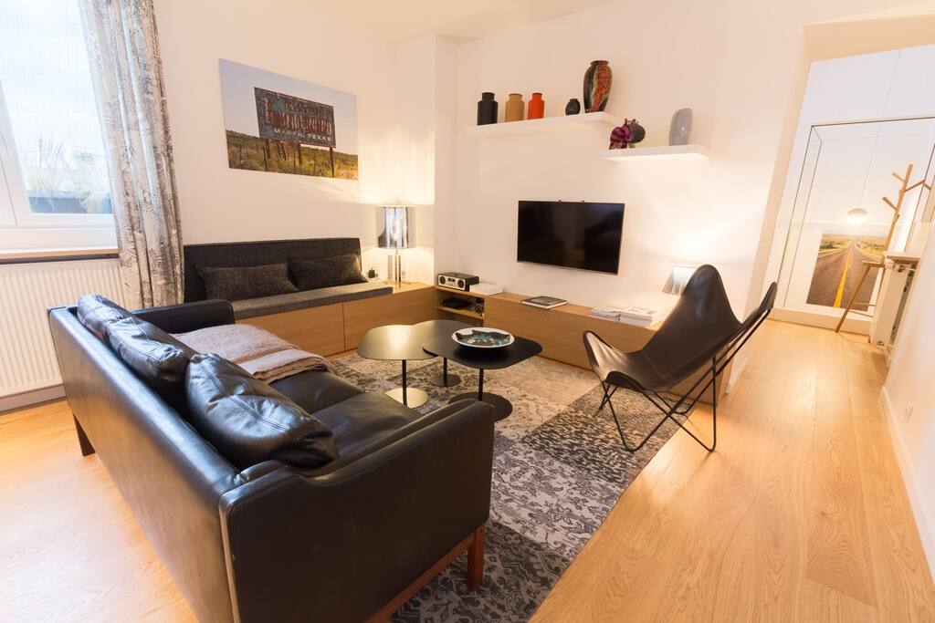 LE SALON