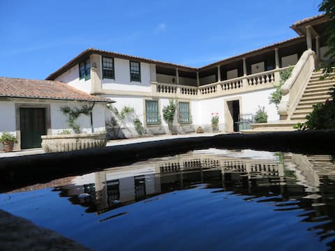 Casa de Piellas - Marvelous manor house with pool