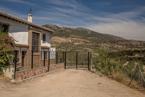 Alojamiento Rural "Fuente de la Gitana"
