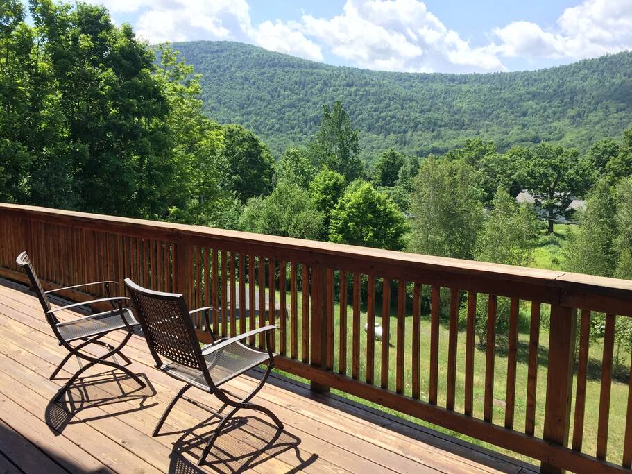Deck on two sides!