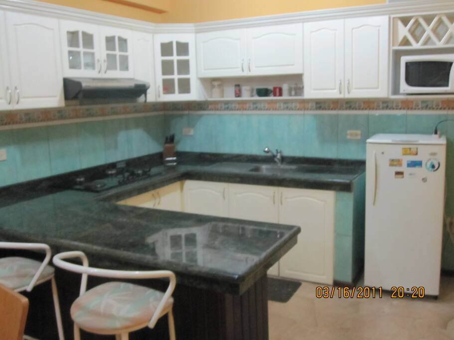 COCINA TIPO AMERICANO