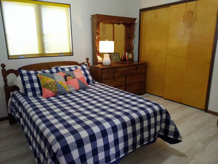 Chumba cha kulala 2 ghorofani. 