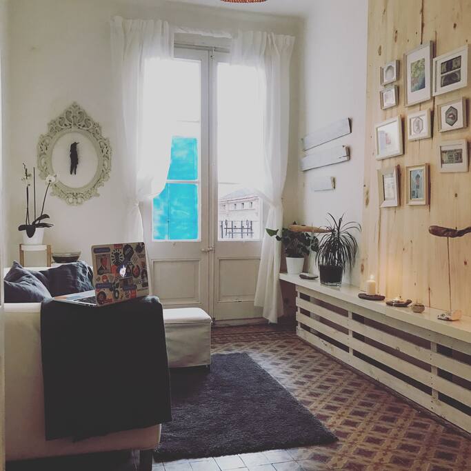 Very quite leaving Room